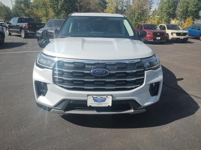 new 2025 Ford Explorer car, priced at $49,870
