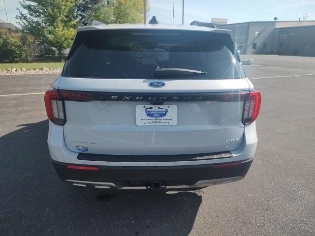 new 2025 Ford Explorer car, priced at $49,870