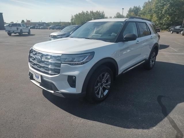 new 2025 Ford Explorer car, priced at $49,870
