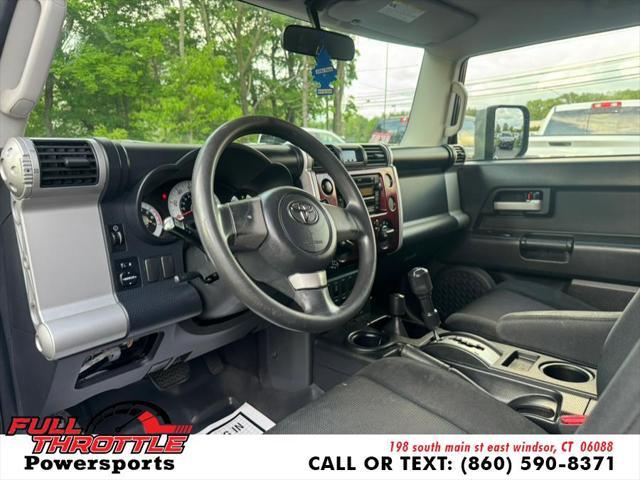 used 2007 Toyota FJ Cruiser car, priced at $8,500