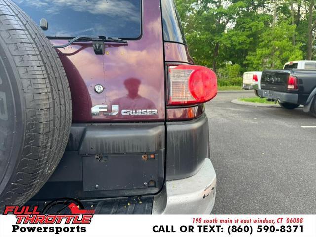 used 2007 Toyota FJ Cruiser car, priced at $8,500
