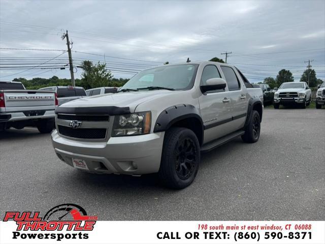 used 2008 Chevrolet Avalanche car, priced at $7,999