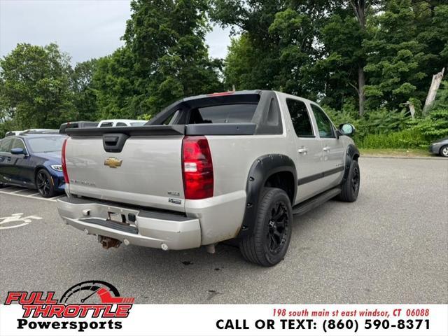 used 2008 Chevrolet Avalanche car, priced at $7,999