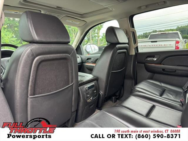 used 2008 Chevrolet Avalanche car, priced at $7,999
