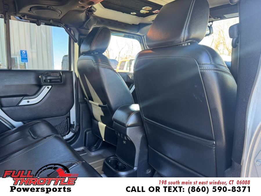 used 2014 Jeep Wrangler Unlimited car, priced at $13,500