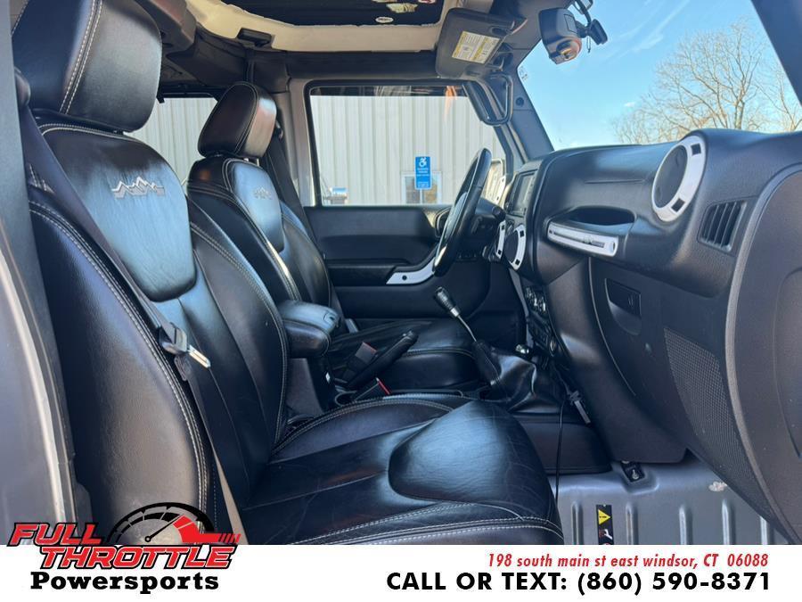 used 2014 Jeep Wrangler Unlimited car, priced at $13,500