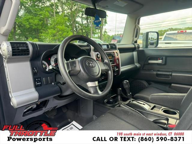 used 2007 Toyota FJ Cruiser car, priced at $10,499