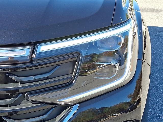 used 2025 Volkswagen Atlas car, priced at $46,000