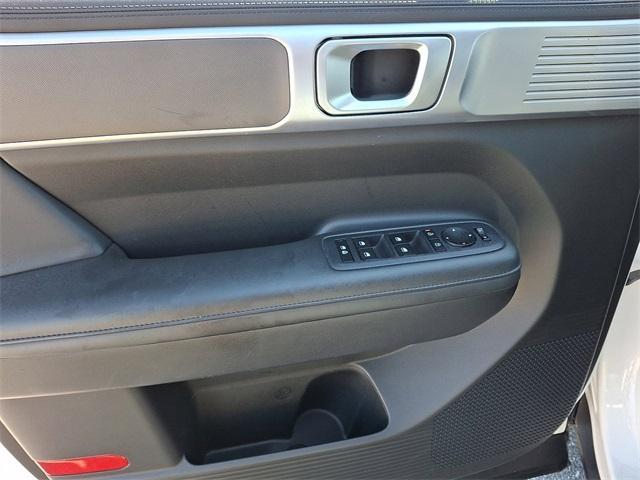 used 2024 Hyundai Santa Fe car, priced at $27,000