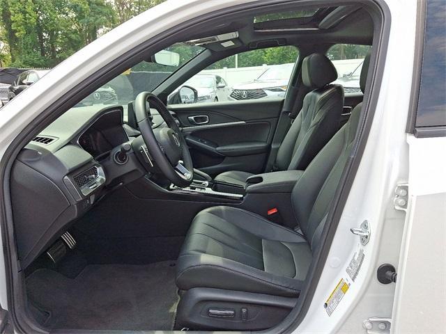 used 2025 Acura Integra car, priced at $31,000