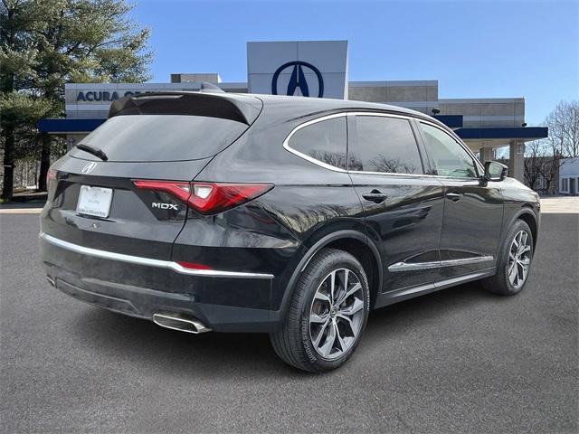 used 2022 Acura MDX car, priced at $31,500