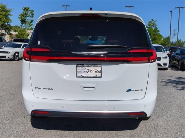 new 2024 Chrysler Pacifica car, priced at $60,440