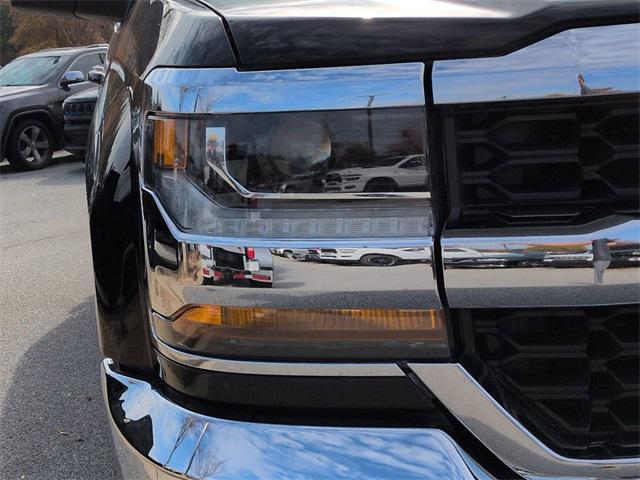used 2018 Chevrolet Silverado 1500 car, priced at $30,569