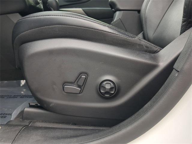 used 2021 Jeep Cherokee car, priced at $25,969
