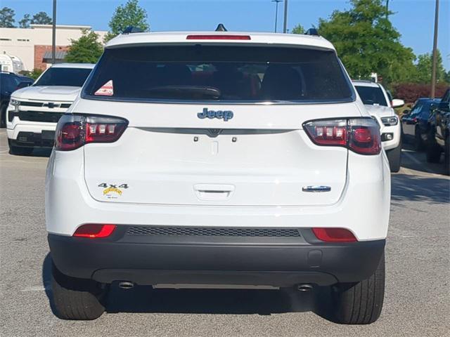 new 2025 Jeep Compass car, priced at $27,468