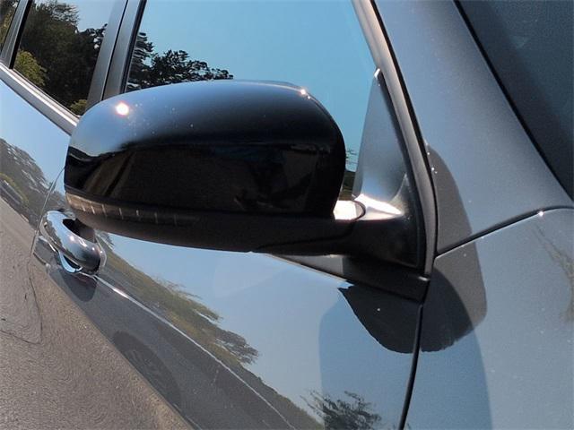 used 2023 Jeep Cherokee car, priced at $23,969