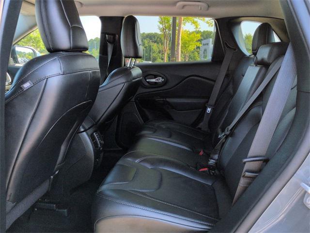 used 2023 Jeep Cherokee car, priced at $23,969