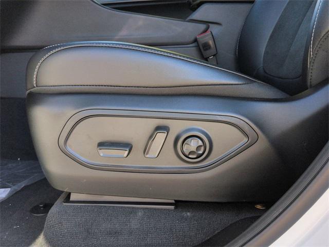 new 2025 Jeep Grand Cherokee L car, priced at $38,668