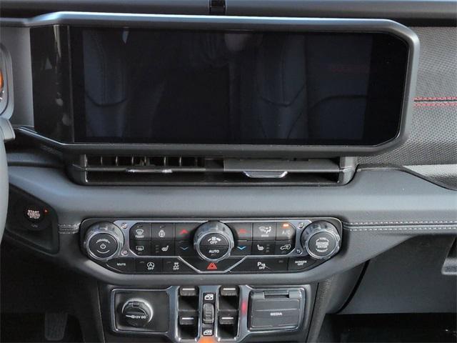 new 2025 Jeep Wrangler car, priced at $68,461