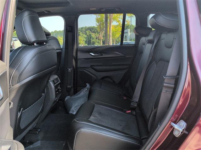 new 2025 Jeep Grand Cherokee car, priced at $37,894