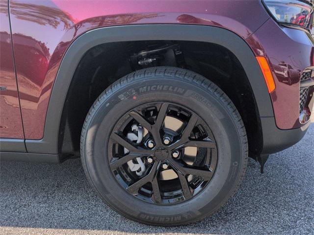 new 2025 Jeep Grand Cherokee car, priced at $37,894