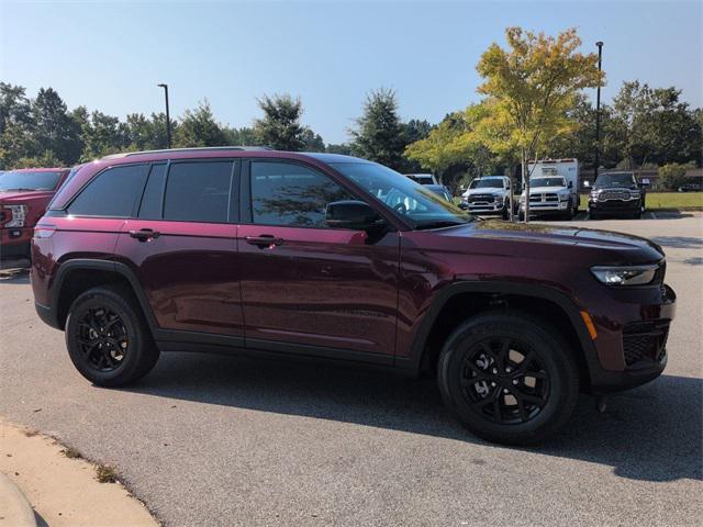 new 2025 Jeep Grand Cherokee car, priced at $37,894