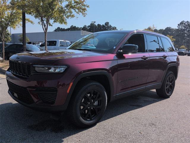 new 2025 Jeep Grand Cherokee car, priced at $37,894