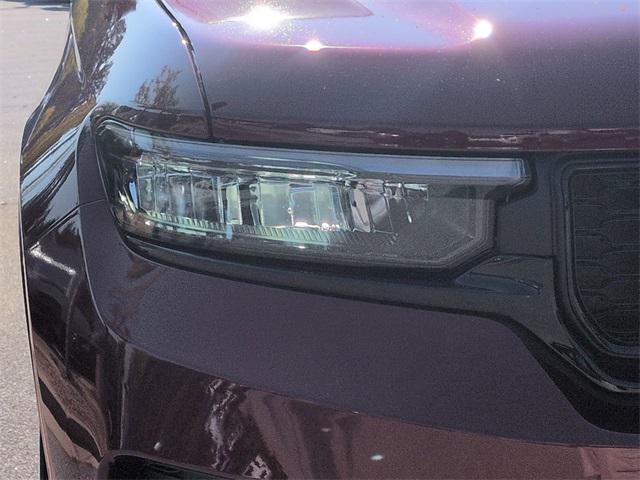 new 2025 Jeep Grand Cherokee car, priced at $37,894