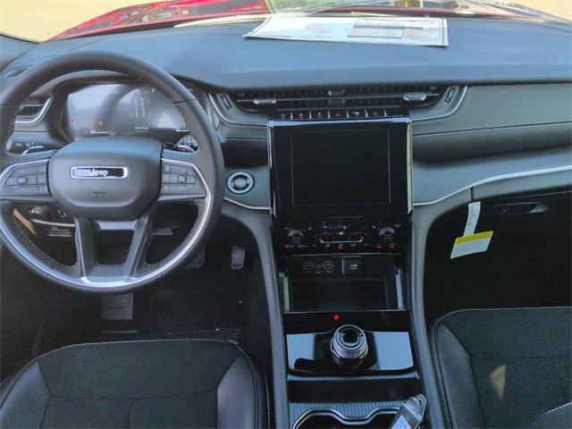 new 2025 Jeep Grand Cherokee car, priced at $37,894