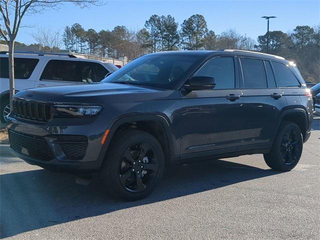 new 2025 Jeep Grand Cherokee car, priced at $40,649