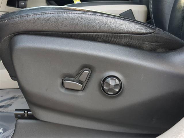 used 2022 Chrysler Pacifica car, priced at $22,998