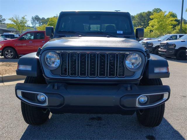 new 2025 Jeep Gladiator car, priced at $43,178