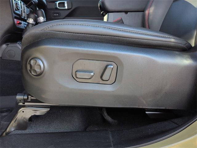 new 2025 Jeep Wrangler car, priced at $54,627