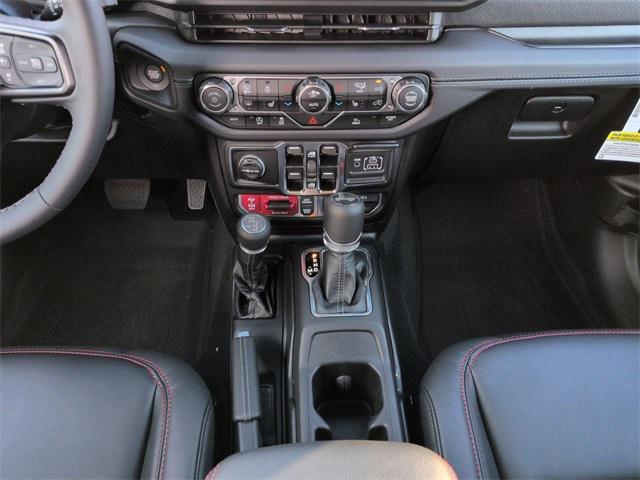 new 2025 Jeep Wrangler car, priced at $54,627