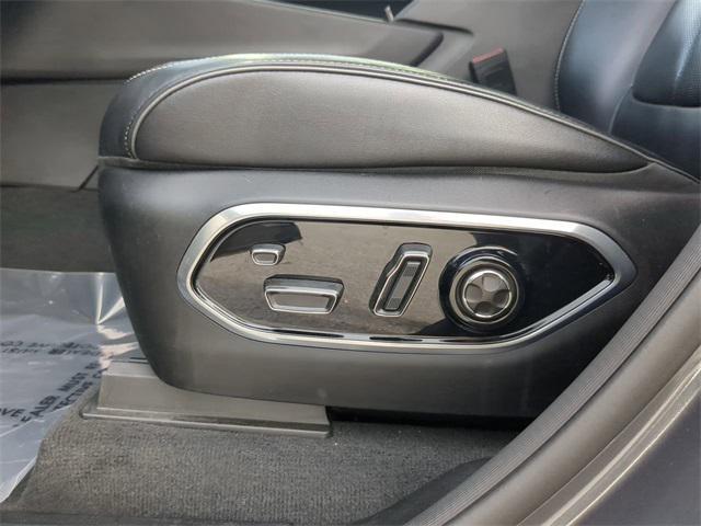 used 2023 Jeep Grand Cherokee car, priced at $38,969