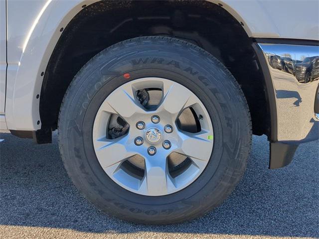 new 2025 Ram 1500 car, priced at $46,382