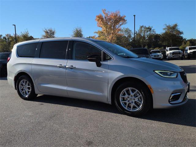 used 2024 Chrysler Pacifica car, priced at $29,969