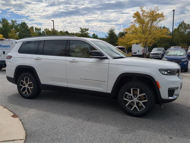 new 2025 Jeep Grand Cherokee L car, priced at $44,856