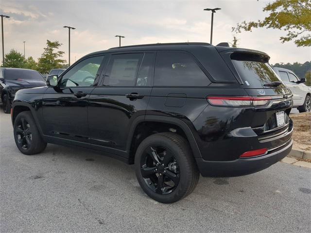 new 2025 Jeep Grand Cherokee car, priced at $45,498