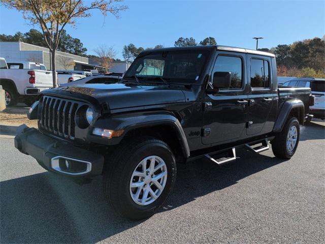used 2023 Jeep Gladiator car, priced at $31,989