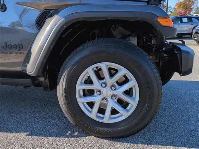 used 2023 Jeep Gladiator car, priced at $31,989