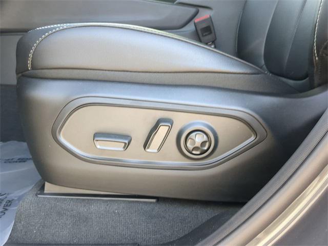 new 2025 Jeep Grand Cherokee car, priced at $49,086