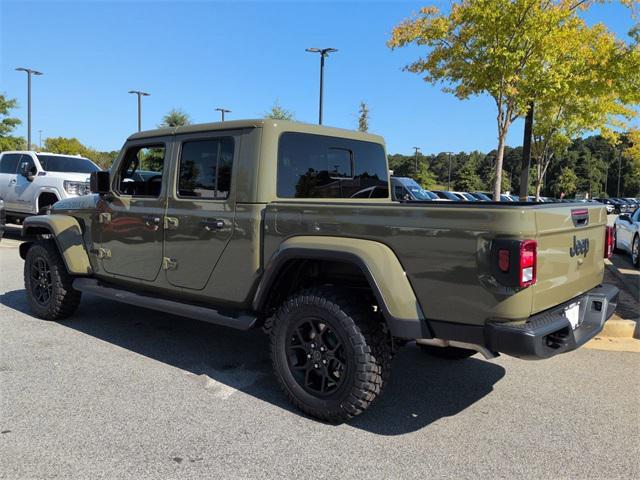 new 2025 Jeep Gladiator car, priced at $45,954