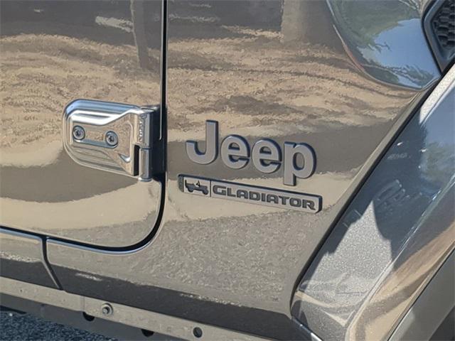 used 2021 Jeep Gladiator car, priced at $33,998