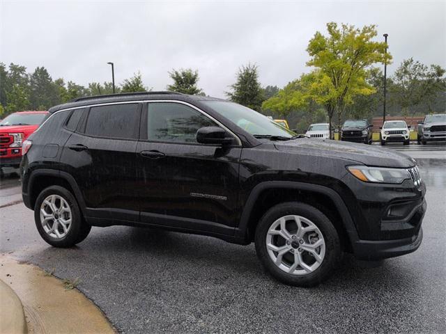 new 2025 Jeep Compass car, priced at $27,547