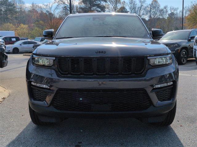 new 2025 Jeep Grand Cherokee car, priced at $42,006