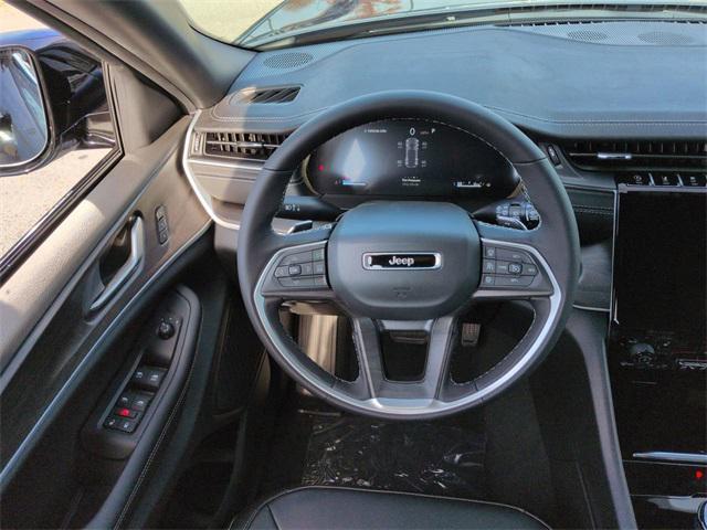 new 2025 Jeep Grand Cherokee car, priced at $42,006