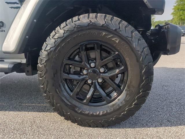 used 2022 Jeep Gladiator car, priced at $35,997