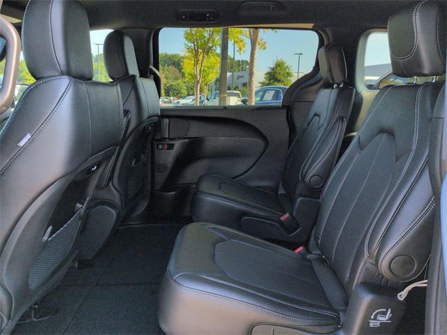 new 2026 Chrysler Pacifica car, priced at $40,623