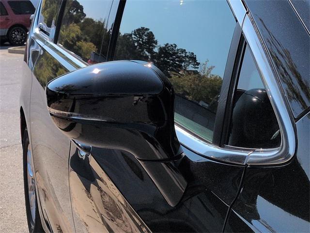 new 2026 Chrysler Pacifica car, priced at $40,623